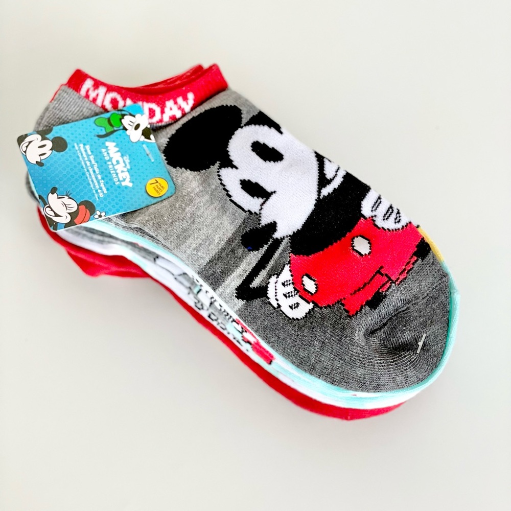 🆕New with tags DISNEY’S Mickey and Friends Days of the Week socks 7pair pack